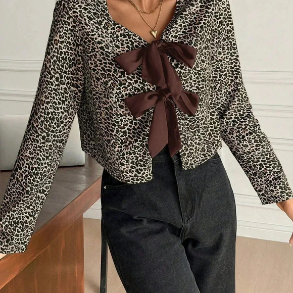 Black Casual Women's Comfort Chiffon Bow Tie Leopard Print Blouse - Picture 3 of 5